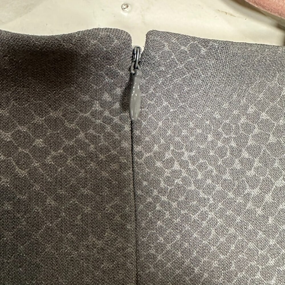 Adrianna Papell Grey Sheath Dress Size 8P Snake Skin Party Event Work Office - Picture 7 of 9
